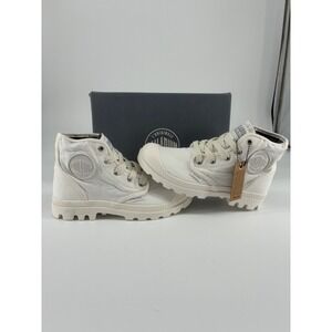 Palladium Pampa Hi Women's Star White Canvas High‎ Top Boots Size 6.5